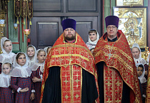На Пасхальной великой вечерне священники Курганской епархии были удостоены церковных наград
