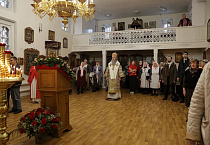 В Курганском храме Рождества Христова состоялась архиерейская пасхальная Литургия