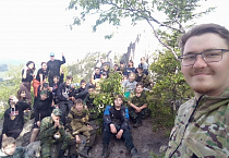 Курганский священник возглавил горный поход на Таганай
