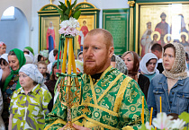 Митрополит Даниил в пятый раз совершил Литургию в престольный праздник Свято-Троицкого собора Кургана