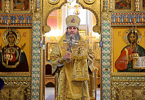 Митрополит Даниил совершил Литургию в главном храме Кургана