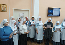 В Кургане прихожане Порт-Артурского храма поздравили настоятеля с юбилеем