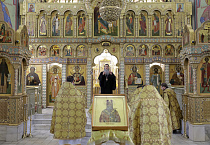 Память святителя Агафангела почтили в курганском кафедральном соборе