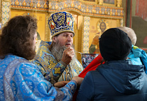 Митрополит Даниил: Люди, которые молятся в храме, чувствуют любовь Божией Матери