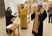 В новом Казанском храме в Чимеево прошел первый молебен