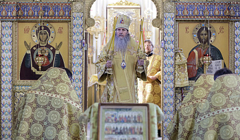Предпразднство Воздвижения Честного и Животворящего Креста Господня. Божественная литургия