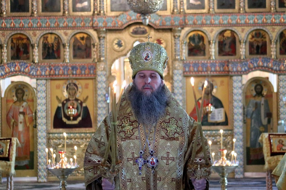 Митрополит Даниил совершил Литургию в день памяти основателя главного храма Кургана