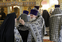 В Курганском кафедральном соборе впервые три архиерея совершили Литургию Преждеосвященных Даров