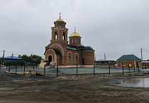 Строительство храма в селе Глядянское близится к завершению