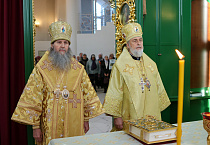 На Литургии в Троицком соборе Кургана пел хор Троице-Сергиевой лавры