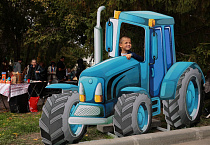 В Кургане в честь небесного покровителя Зауралья открылись праздничные «Александровские дни»