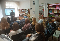 В Кургане священник и миссионеры провели для студентов «Час нравственности»