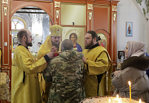 В старинном храме села Усть-Суерское два архиерея совершили Литургию