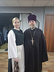 В Кургане священник поздравил победителей фестиваля «Щит и лира»