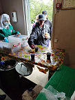 В Кургане Рождественский храм продолжает кормить нуждающихся
