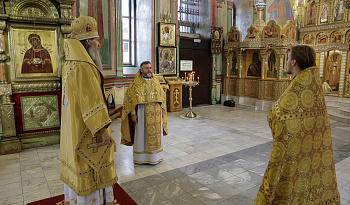 Литургия в день памяти свт. Агафангела исп., митр. Ярославского