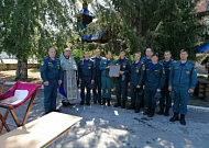 Зауральский священник совершил молебен в пожарной части