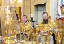 Митрополит Ташкентский и Узбекистанский Викентий совершил Литургию в Александро-Невском соборе Кургана