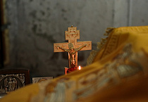 В старинном храме села Усть-Суерское два архиерея совершили Литургию