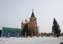 В новом Казанском храме в Чимеево прошел первый молебен