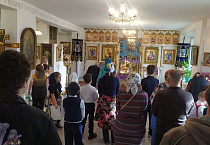 В Благовещенском храме Кургана прошла традиционная общегимназическая Литургия