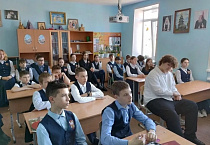 В курганской православной гимназии прошла встреча с инспектором ПДН