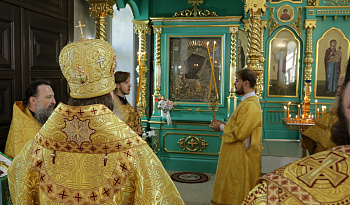 Литургия в день Успения прав. Анны, матери Пресвятой Богородицы