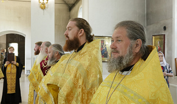 Литургия в день Успения прав. Анны, матери Пресвятой Богородицы