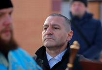 Митрополит Даниил освятил купола и кресты для нового Чимеевского храма