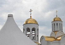В центре Кургана возле Троицкого собора открылась традиционная Троицкая выставка-ярмарка