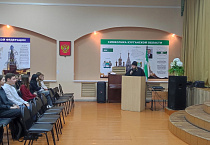 Курганский священник поговорил о важном с учениками гимназии №31