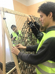 В Кургане школьники помогли прихожанам в изготовлении маскировочных сетей