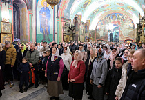 В Рождество Христово 2025 года митрополит Даниил совершил ночную праздничную службу
