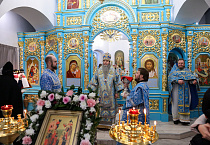 Митрополит Даниил совершил Литургию в Заозерном районе Кургана