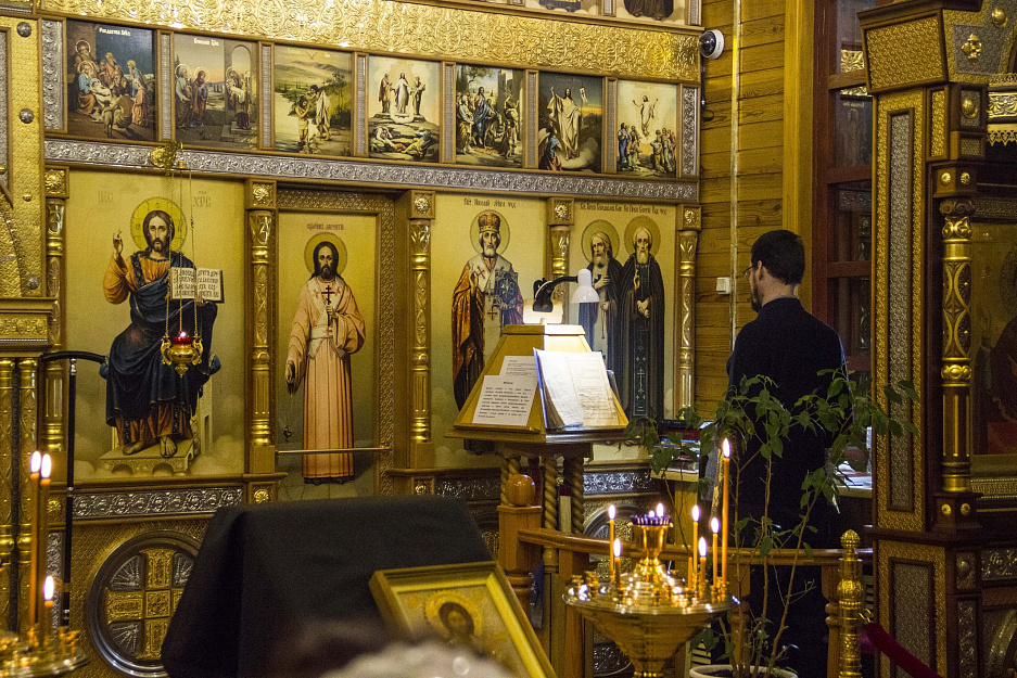 В праздник Похвалы Пресвятой Богородицы, в Казанском Чимеевском мужском монастыре, была отслужена Божественная литургия.