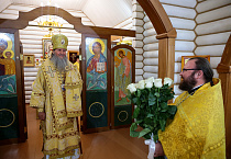Митрополит Даниил совершил Литургию в Никольском храме Кургане