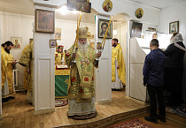 В храме села Половинное два архиерея совершили Божественную литургию