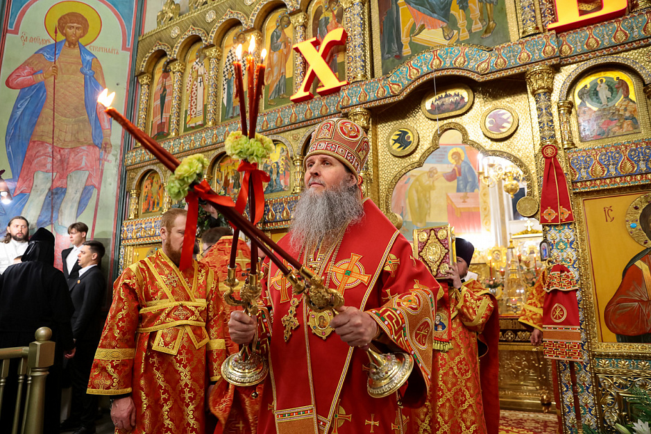 Пасху Христову встретили в главном соборе Зауралья
