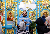 Митрополит Даниил совершил Литургию в Заозерном районе Кургана
