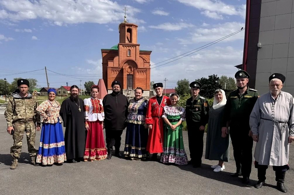 Половинцы отметили престольный праздник в новом храме
