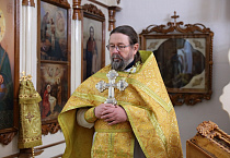 Глава Курганской митрополии совершил Литургию в Христорождественском храме Кургана