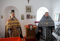 В храме села Мендерское состоялась Литургия в честь престольного праздника