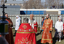 В храме села Садовое совершена первая архиерейская Литургия