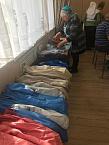 Центр гуманитарной помощи при Троицком храме Кургана посещают нуждающиеся из разных районов области
