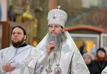 Митрополит Даниил совершил Литургию в день памяти Василия Великого