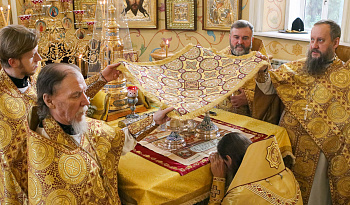 Литургия в день памяти свт. Агафангела исп., митр. Ярославского