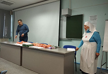 В Кургане медицинские работники получили поздравления с Рождеством и Крещением