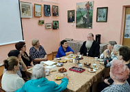 Зауральский священник стал гостем клуба «Берегиня»