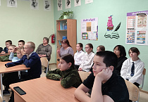 Насельники Чимеевского мужского монастыря провели беседы о церковно-государственном празднике
