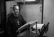 Во вторник Первой седмицы Великого поста митрополит Даниил после уставного богослужения совершил заупокойную Литию